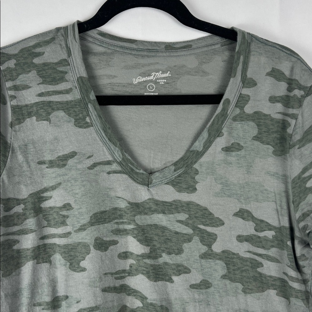 Universal Thread Army Print Relaxed Short Sleeve Tee - Picture 2 of 6